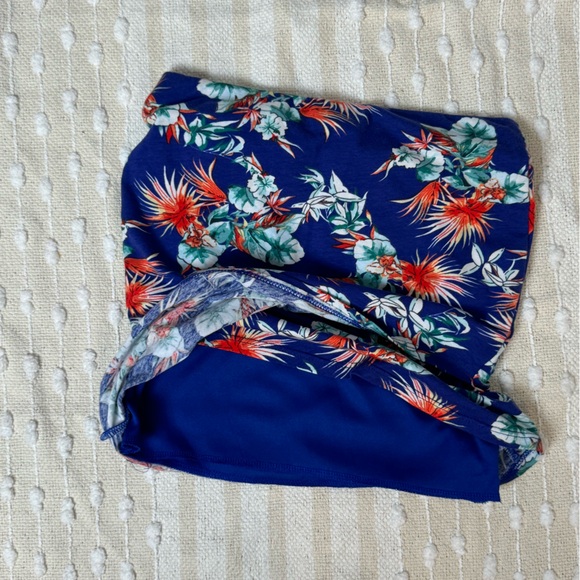 Lush Hawaiian floral mini skirt stretch blue cross over front size small - Picture 3 of 9